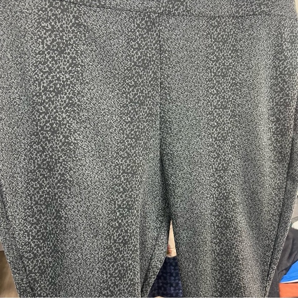 LANE BRYANT Plus Size Leggings Business Casual 40x40 Waist Skinny Spandex - Picture 6 of 7